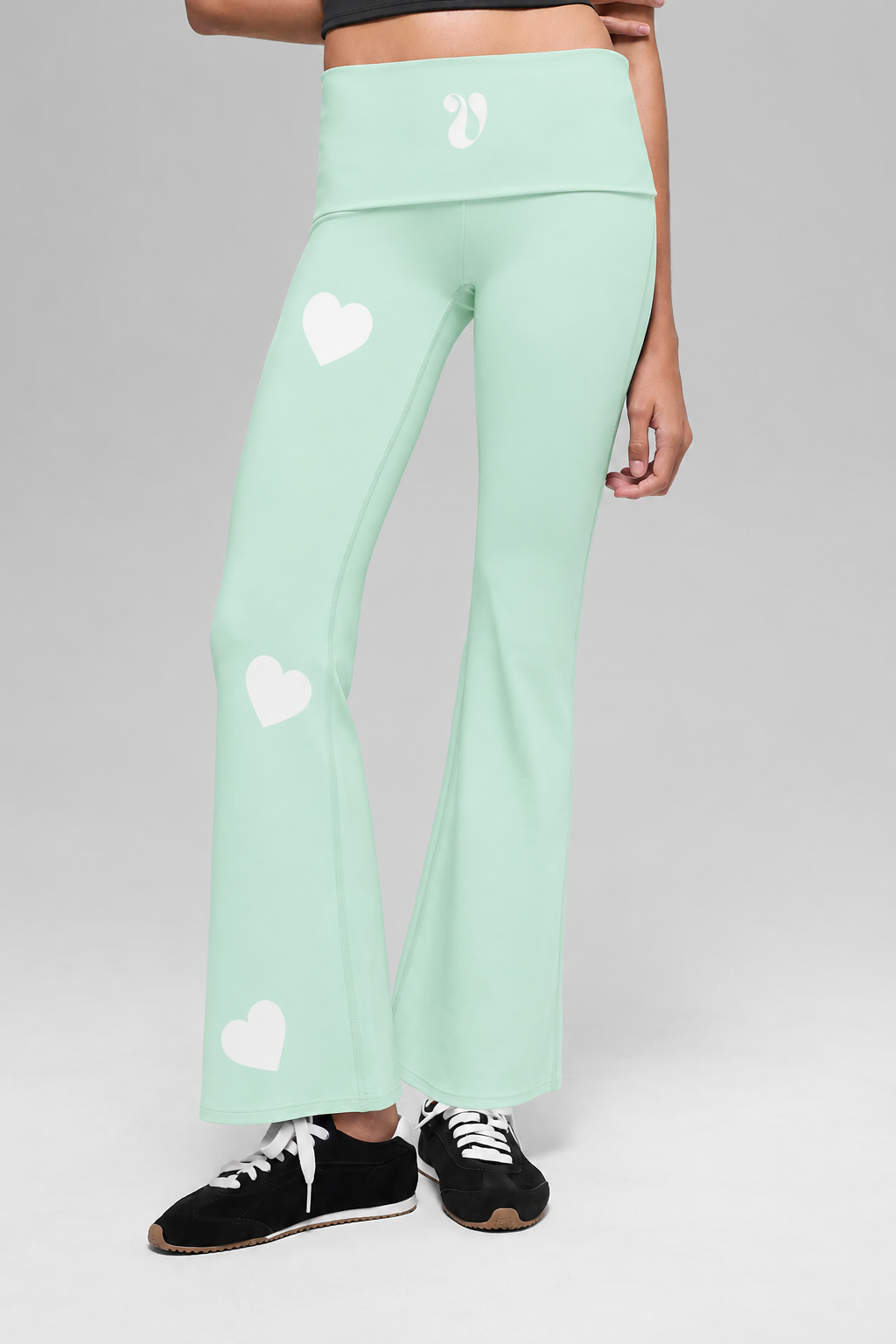 Signature Heart Flare Leggings